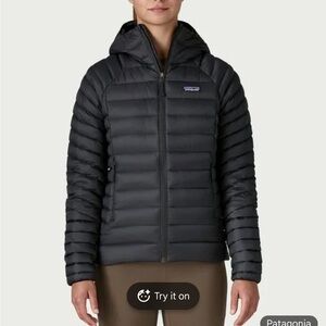 Patagonia Women's  Down sweater hoodie